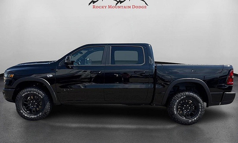 2026 Ram 1500 Crew C...