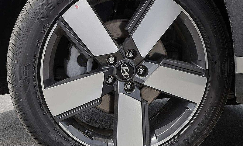 2026 Hyundai Santa F...