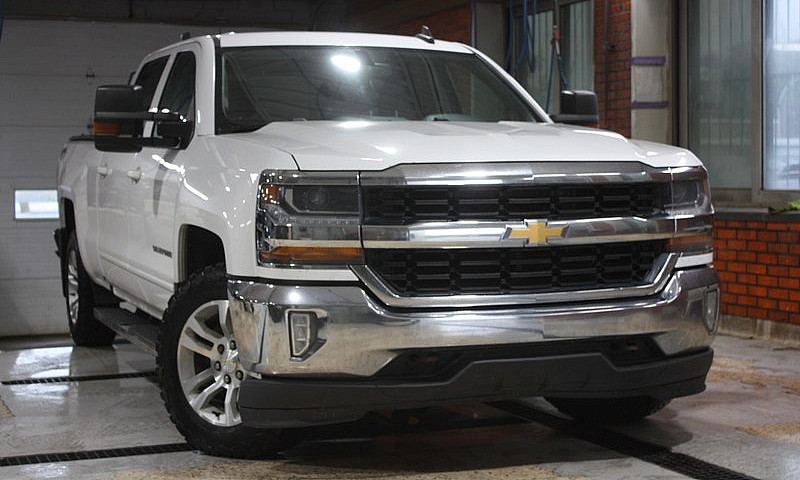 2017 Chevrolet Silve...