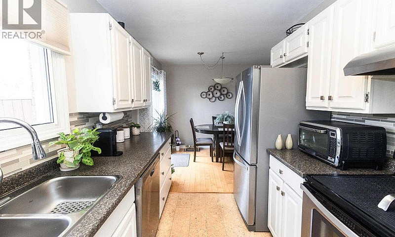 29 Routledge Ave Sau...