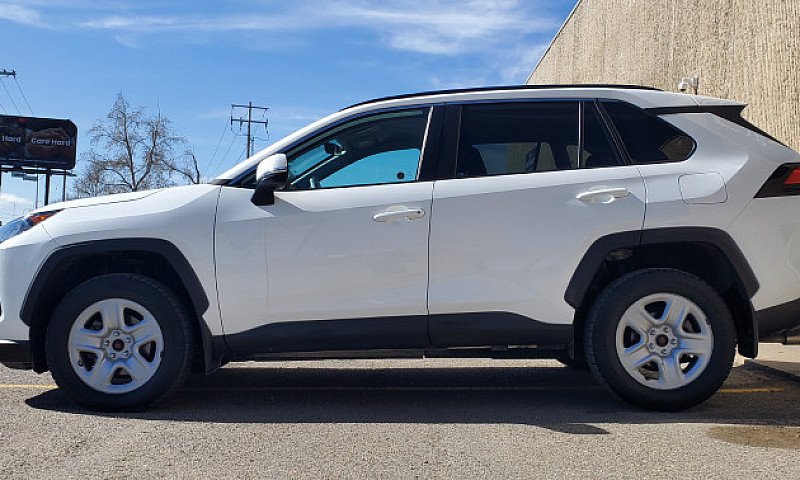 2021 Toyota Rav4 Le ...