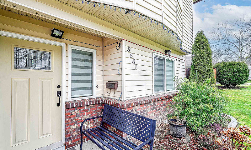 8681 146A Street Sur...