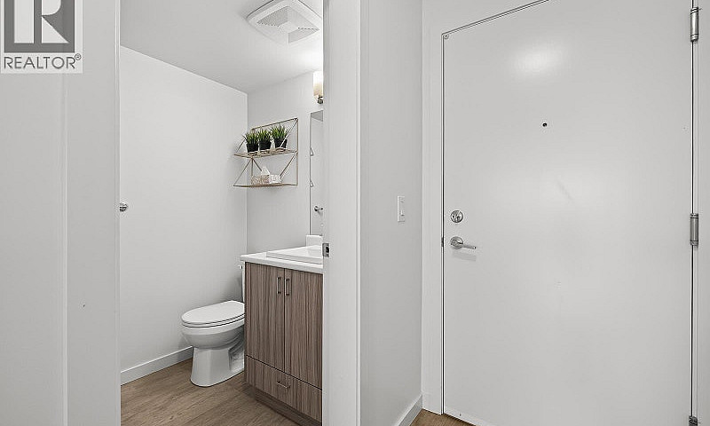 695 Academy Way Unit...