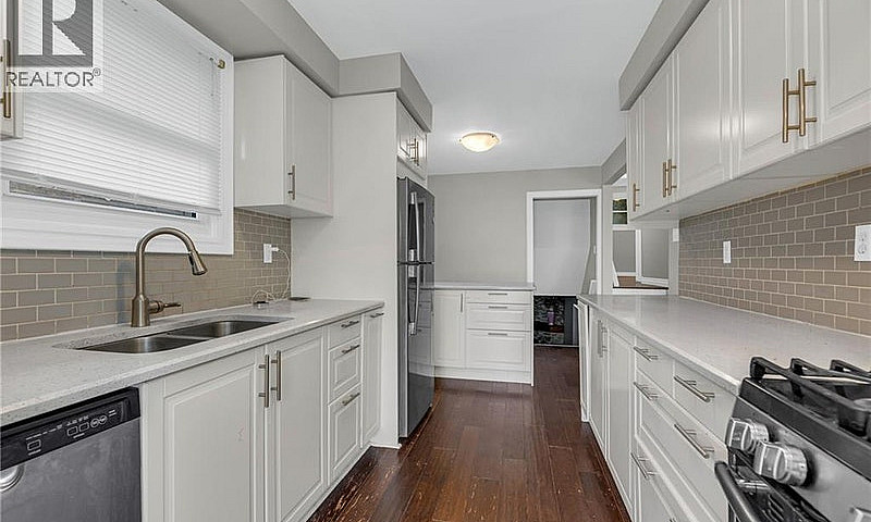 16 Glebe Court Hamil...