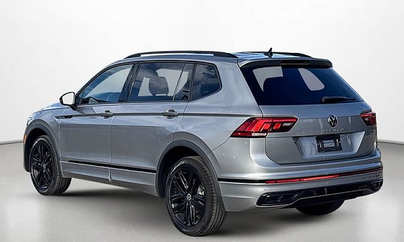 2022 Volkswagen Tigu...