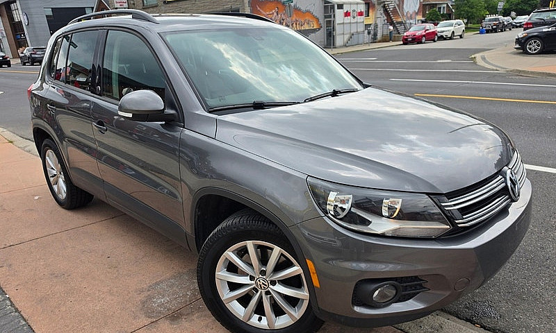 2017 Volkswagen Tigu...