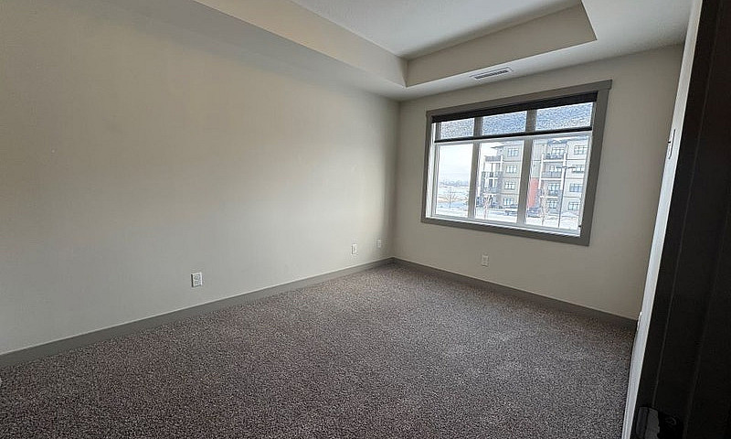 107, 61A Mackenzie R...