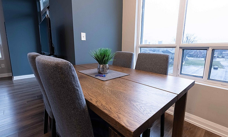 6289 Mcleod - 2 Bed ...