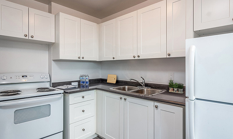 1 Bedroom Available ...
