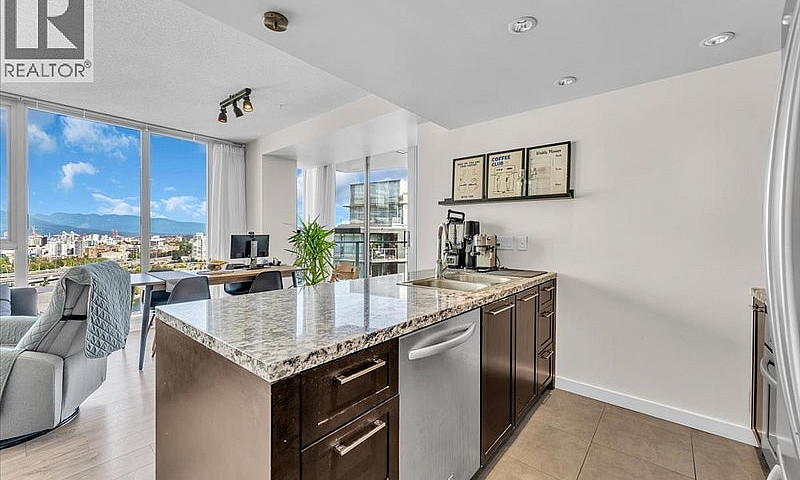 2702 918 W Cooperage...