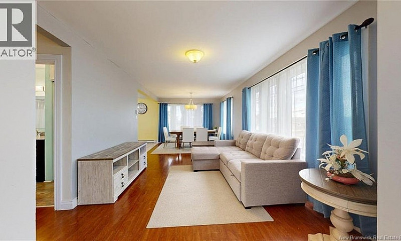 240 Loch Lomond Road...