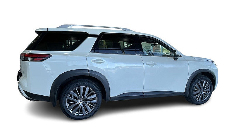 2023 Nissan Pathfind...