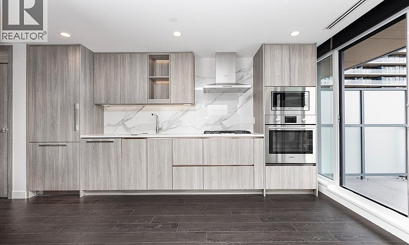 3207 4890 Lougheed H...