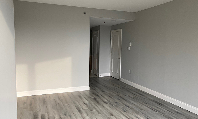 Wow - 2 Bedroom Near...