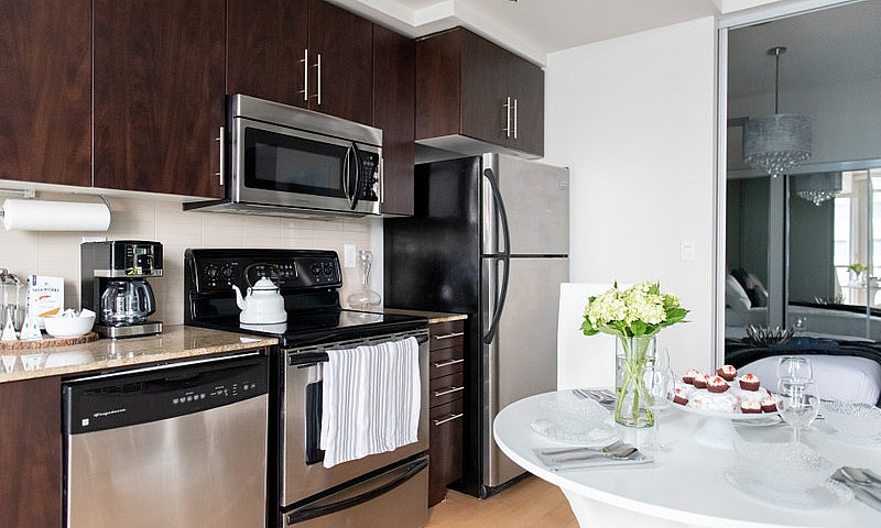 Maple Leaf Sq.1Br Wi...