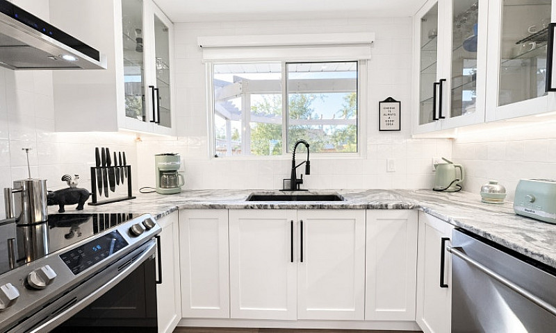 6,299 Sq Ft Duggan L...