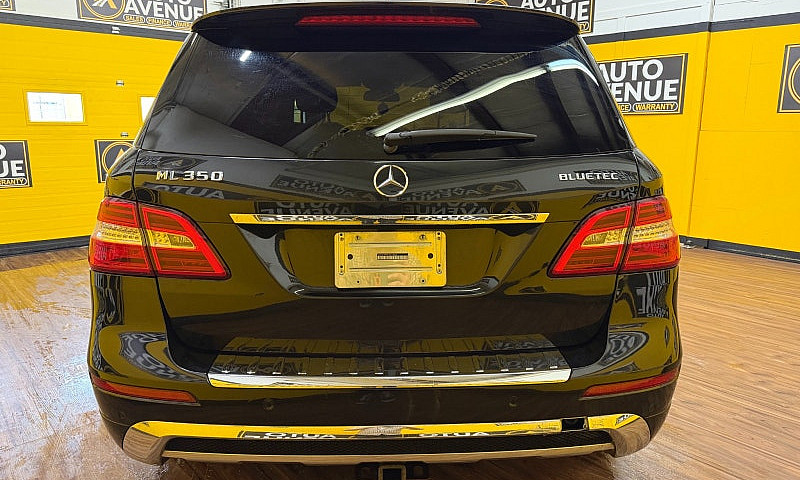 2014 Mercedes-Benz M...