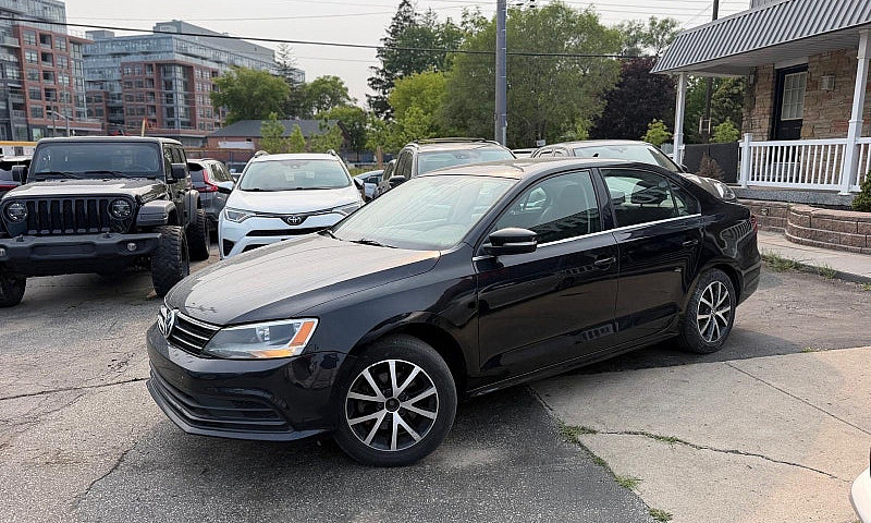 2016 Volkswagen Jett...