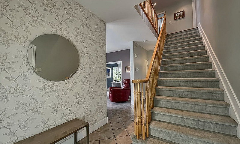 $899,000 - 2 Storey ...