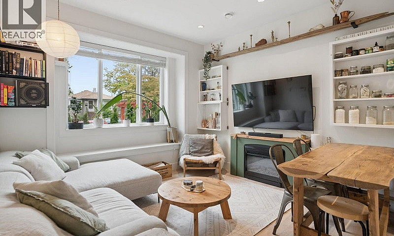 1604 E 36Th Avenue V...