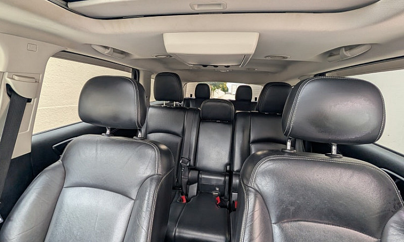 Dodge Journey R/T Aw...