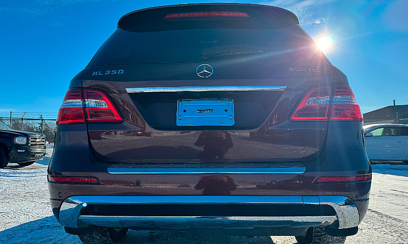 2013 Mercedes-Benz M...