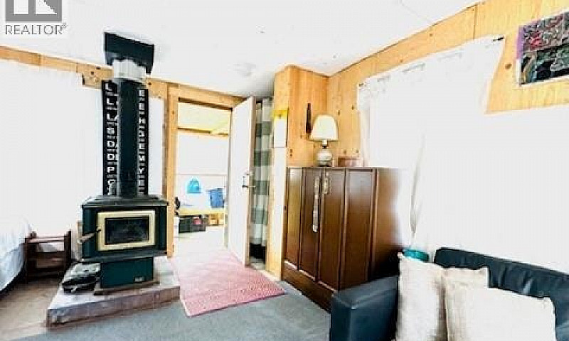374 Halibut Hill Rd ...