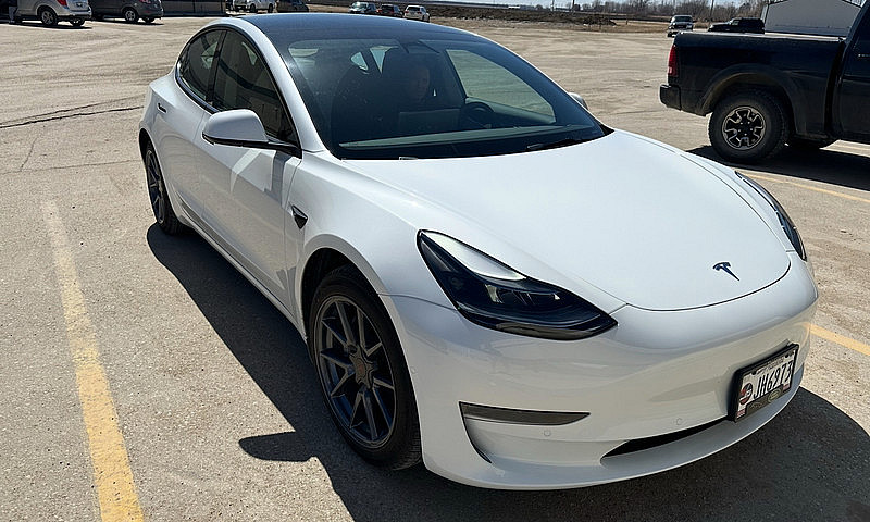 2022 Tesla Model 3 L...