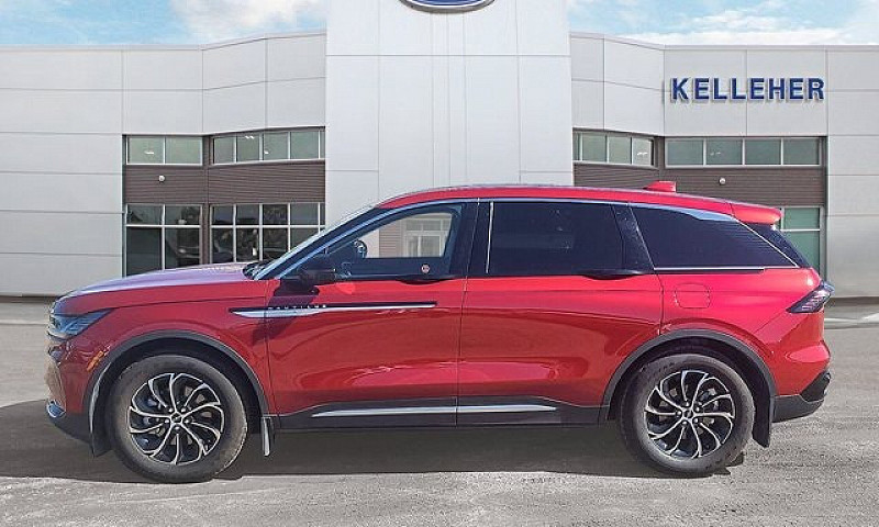 2026 Lincoln Nautilu...