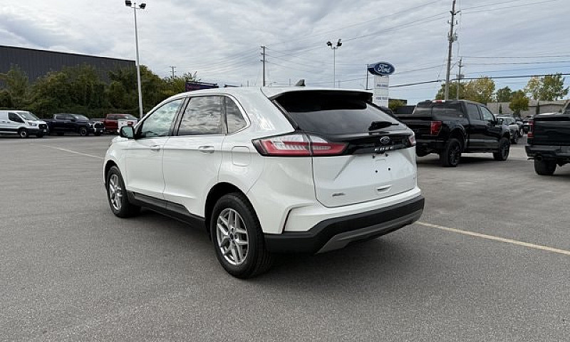 2022 Ford Edge Sel...
