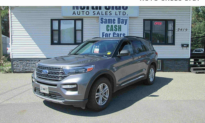 2022 Ford Explorer X...