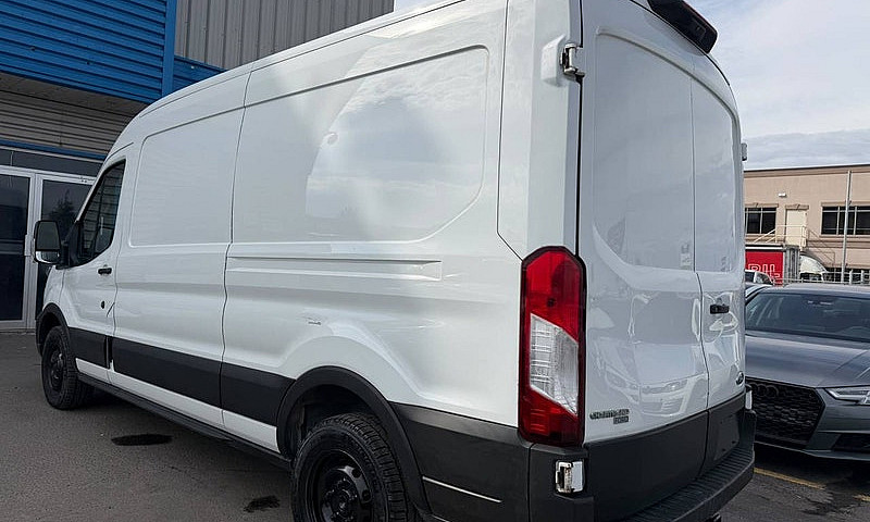 2021 Ford Transit 25...