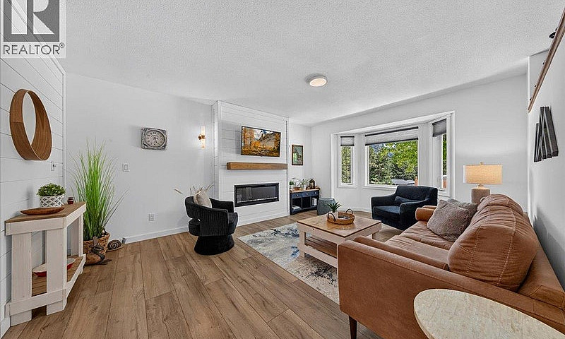 1810 15Th Avenue Inv...