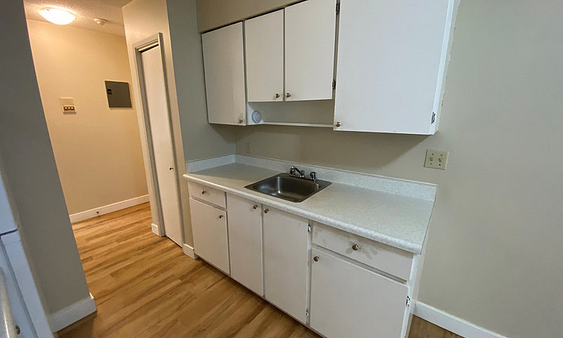 1 Bedroom 1 Bath - A...