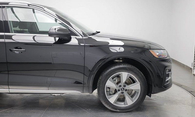 2024 Audi Q5 Komfort...