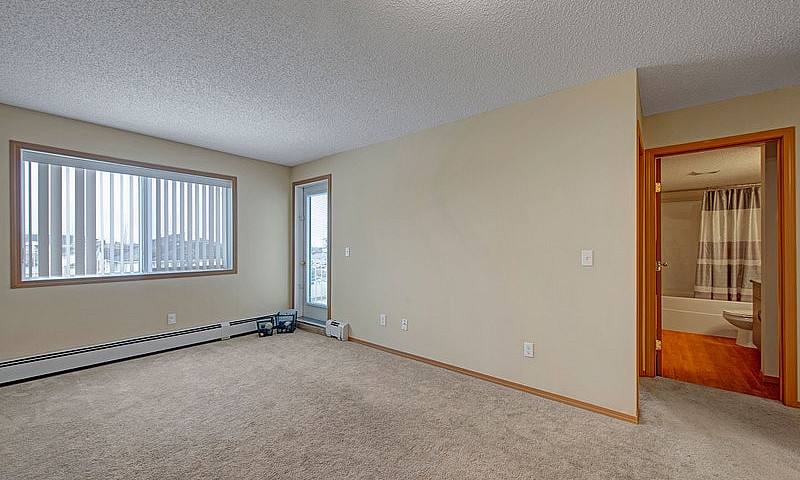 2 Bed X 1 Bath Apart...
