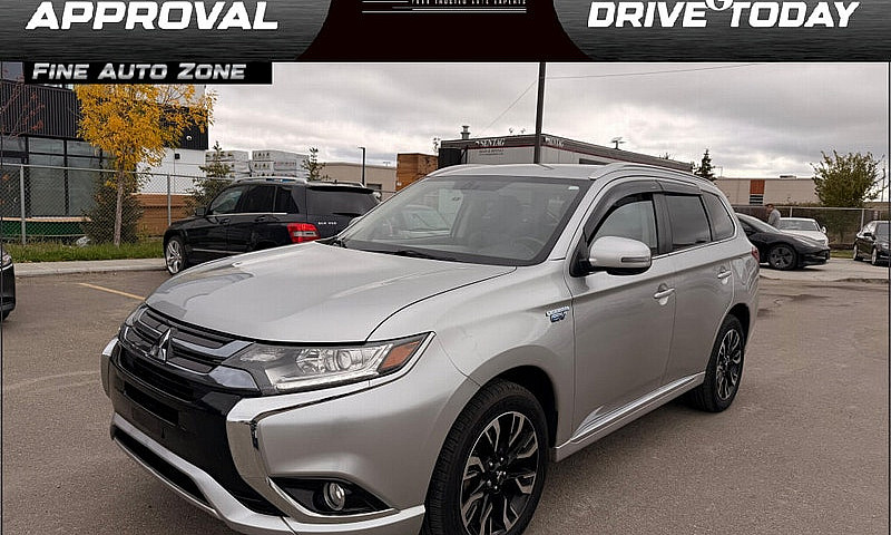 2018 Mitsubishi Outl...