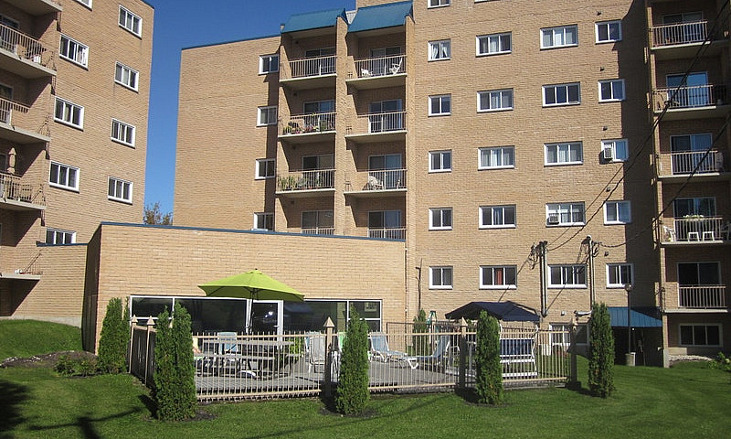 Grand 5 1/2  Secteur...