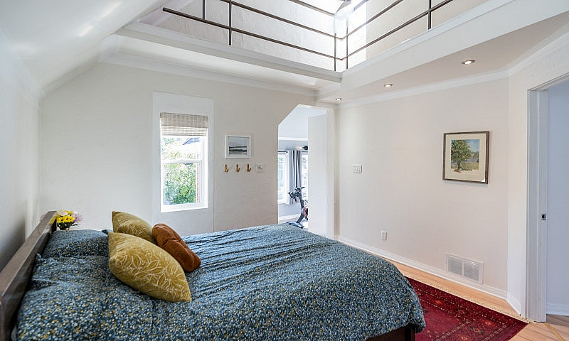 New West End Listing...