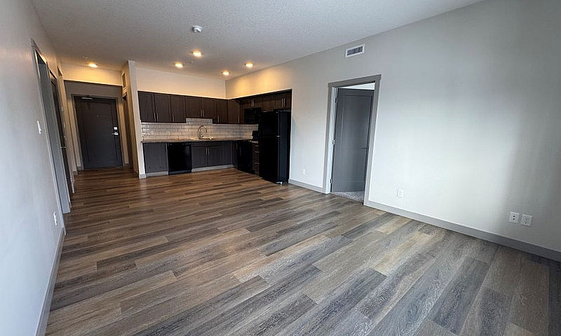 107, 61A Mackenzie R...