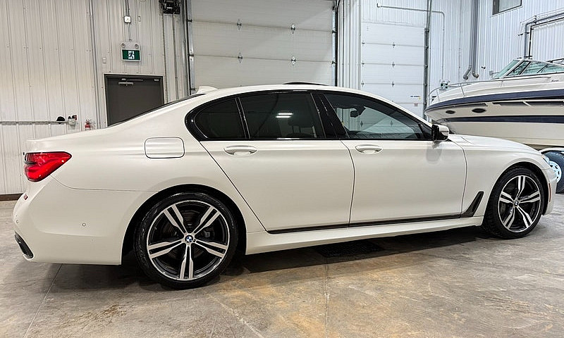 2018 Bmw 750Xi M Spo...