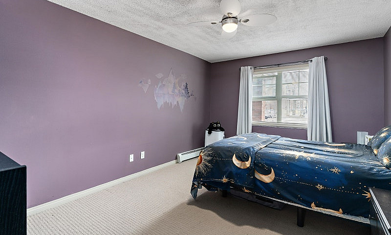 3 Bedroom/2 Bath/2 P...