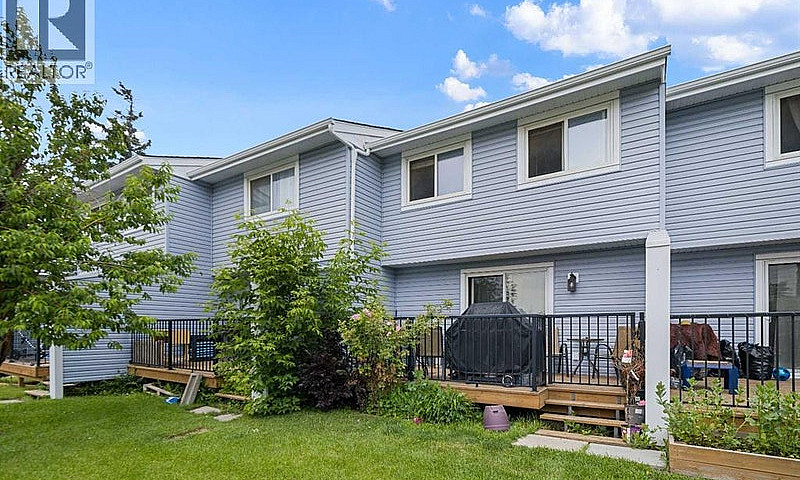 3, 195 Manora Place ...