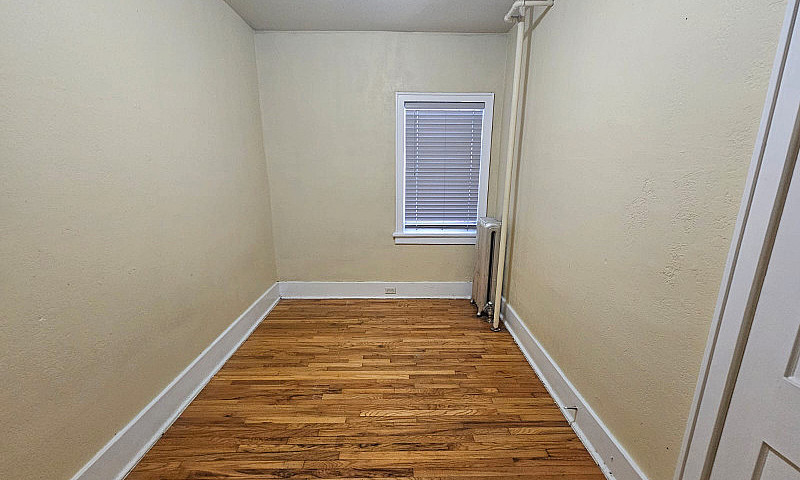 558 Sherbrook - 1 Br...