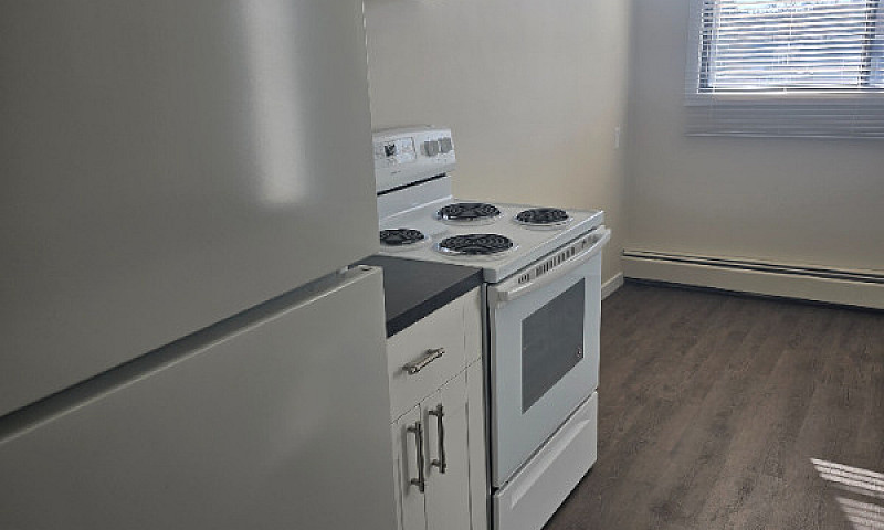 Charming Top Floor 2...