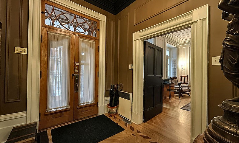 $1,289,600 - 2 Store...
