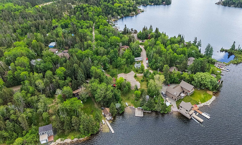 Private 2+ Acre Prop...