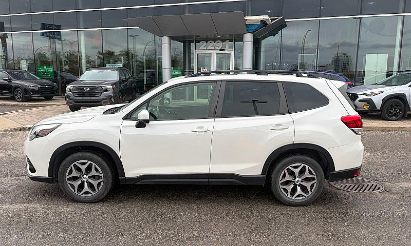 2023 Subaru Forester...