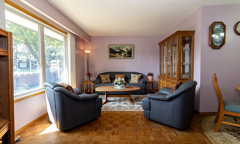 2-2871 Ness Ave., 2 ...