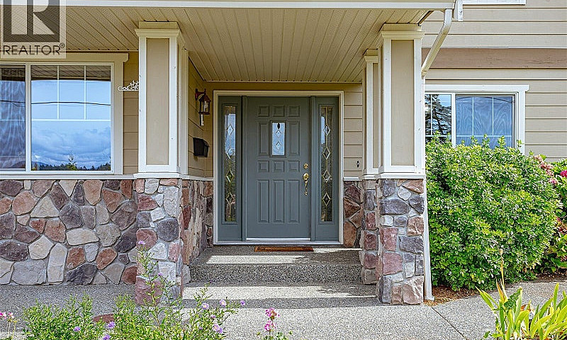 6315 Central Saanich...